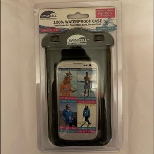 Swim cell phone case
